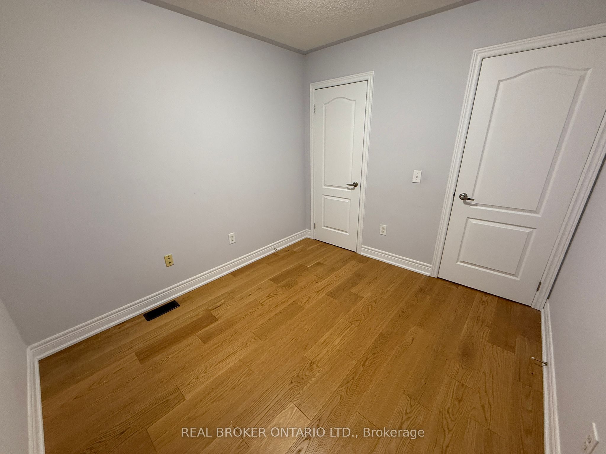 Photo 36 of 157 Bathgate Crescent, Clarington, Courtice — HOMEH