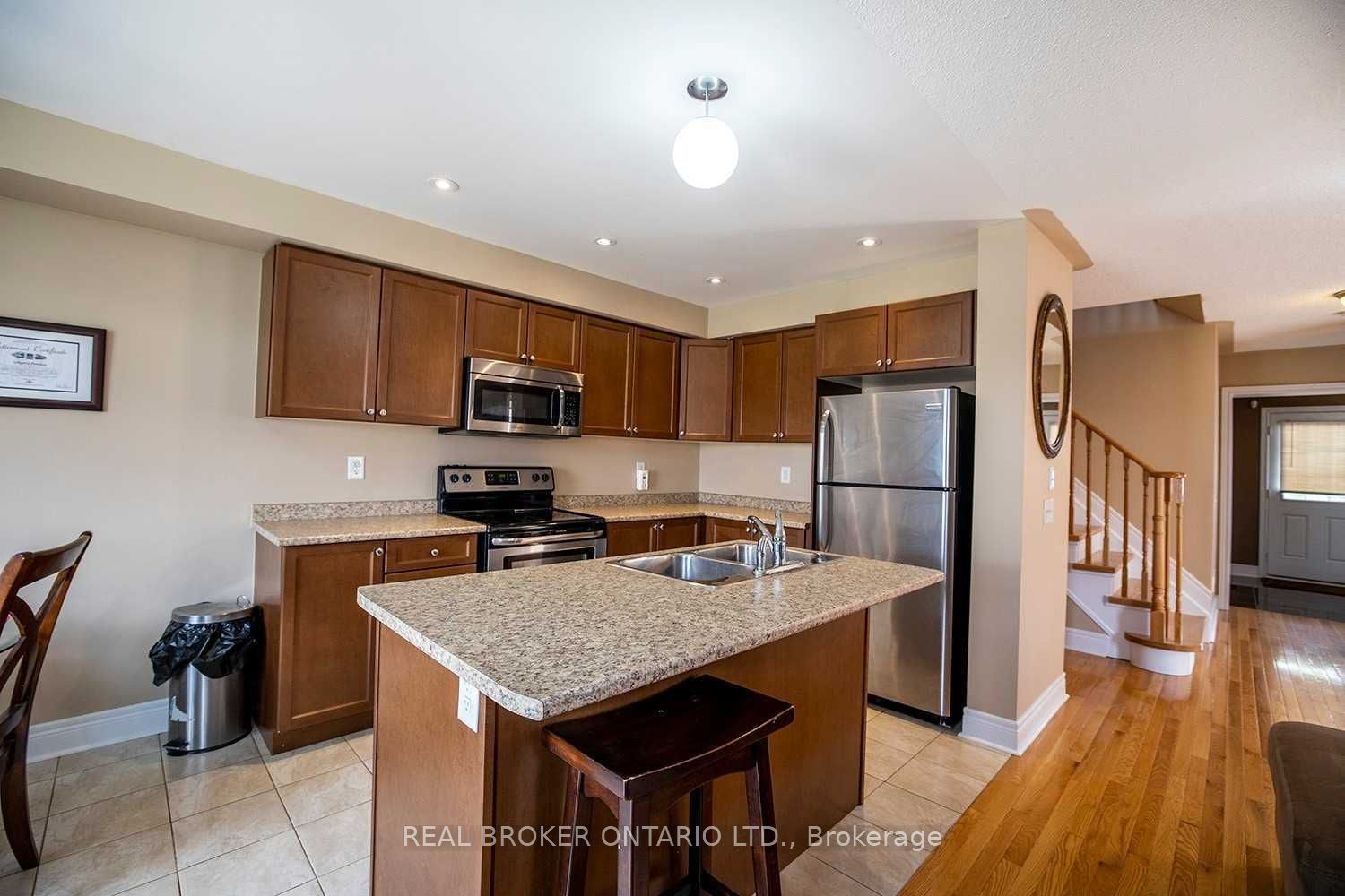 Photo 28 of 157 Bathgate Crescent, Clarington, Courtice — HOMEH