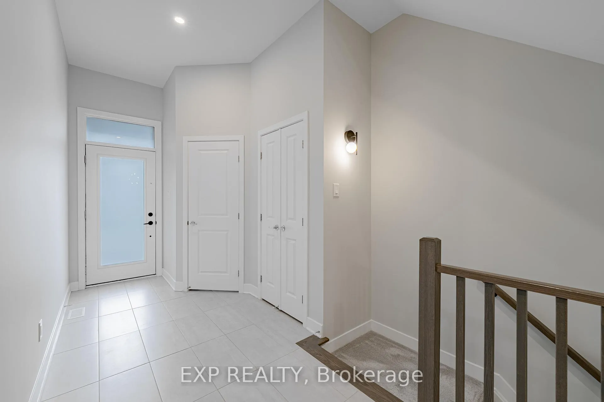 Photo 6 of 1082 Lunar Glow Crescent, Ottawa, Riverside South/Gloucester Glen — HOMEH