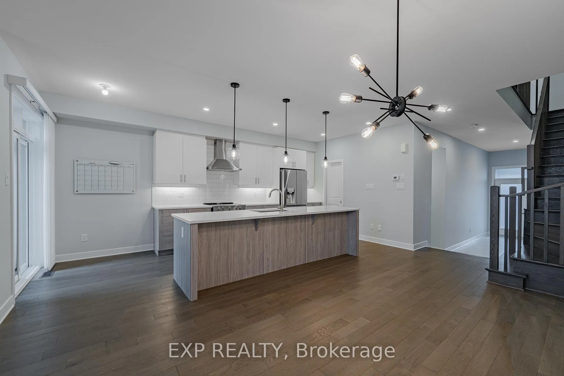 Photo 12 of 1082 Lunar Glow Crescent, Ottawa, Riverside South/Gloucester Glen — HOMEH