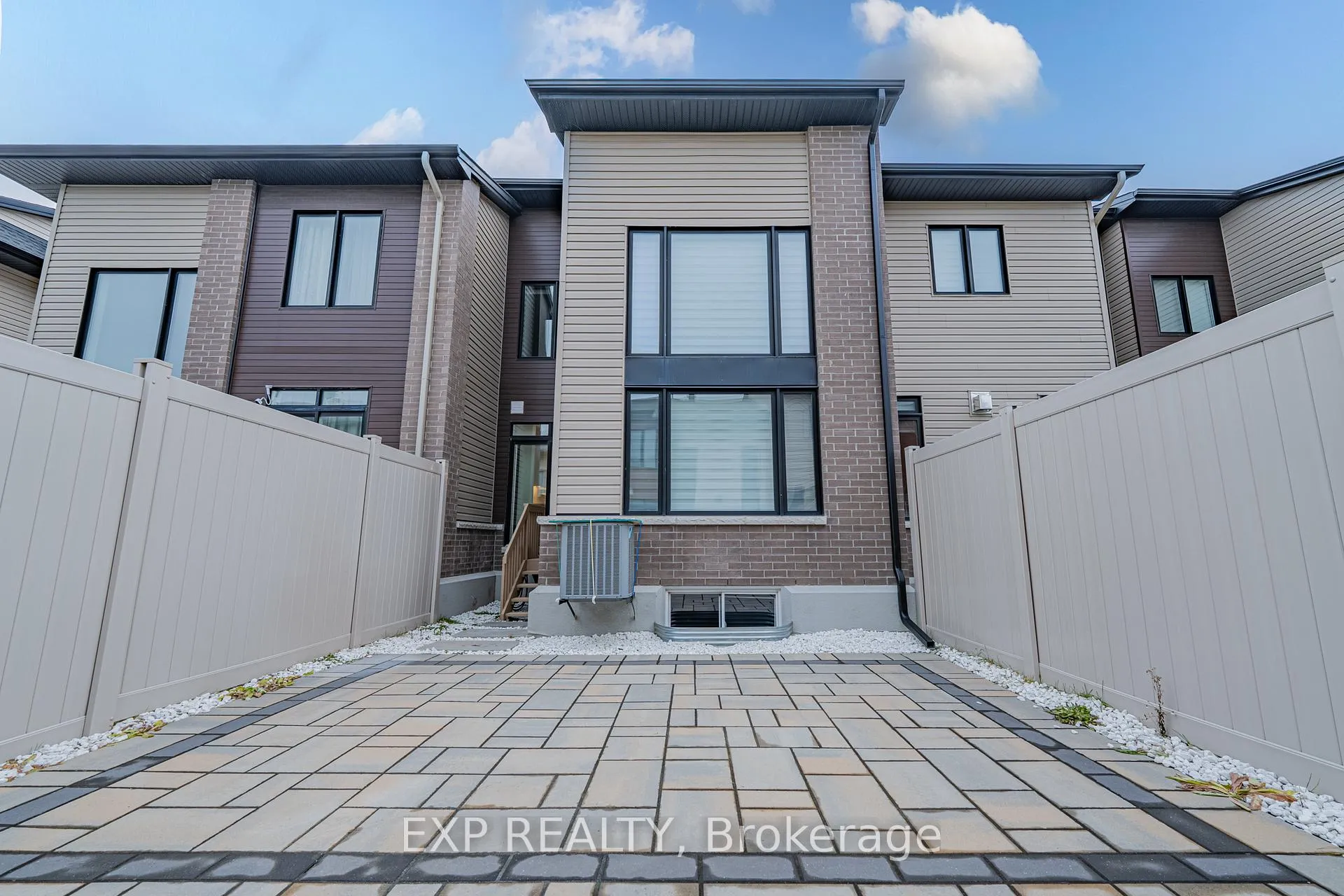 Photo 50 of 1082 Lunar Glow Crescent, Ottawa, Riverside South/Gloucester Glen — HOMEH