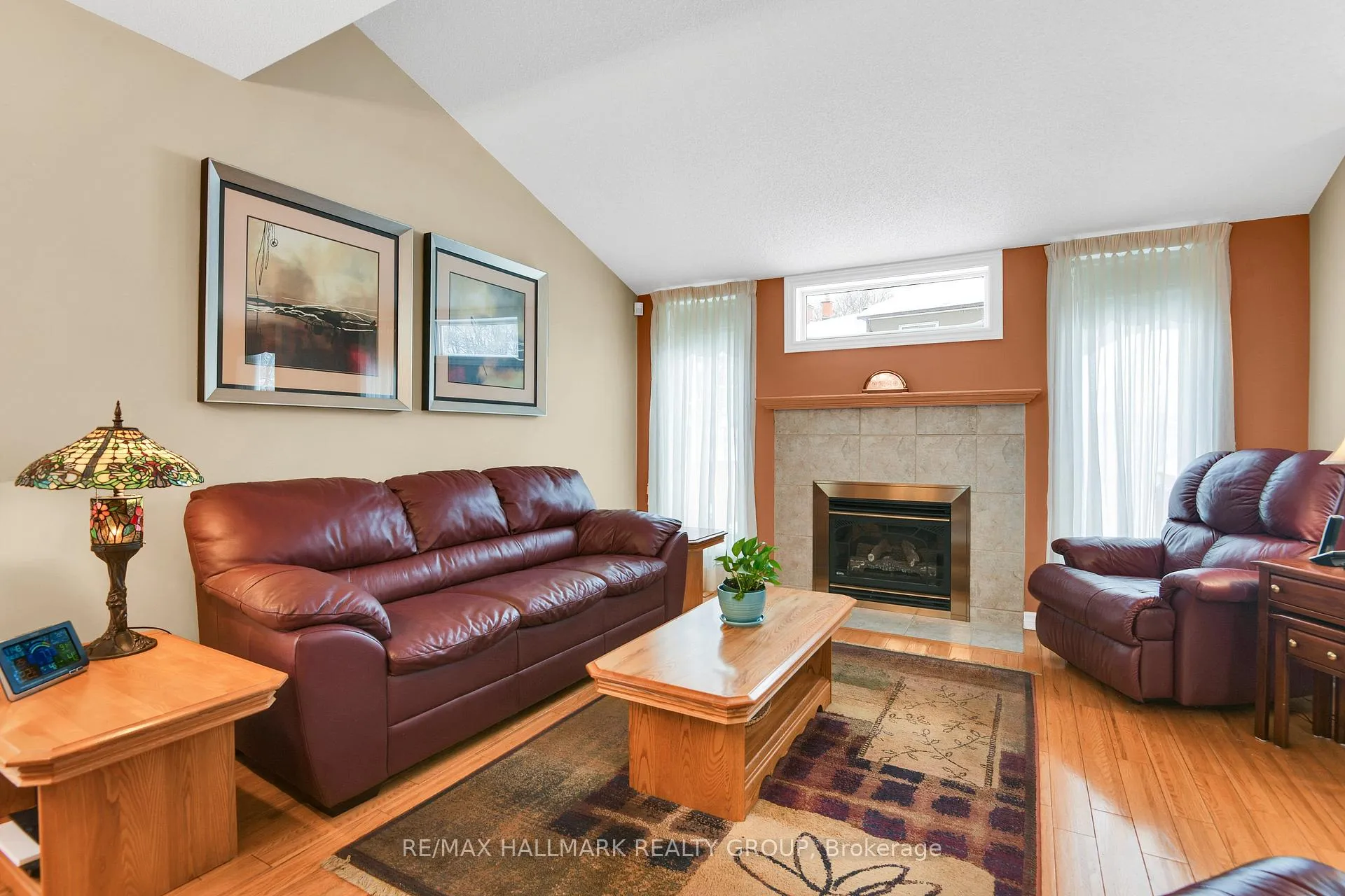 Photo 5 of 56 Roseanne Lane, Ottawa, Blackburn Hamlet (South) — HOMEH