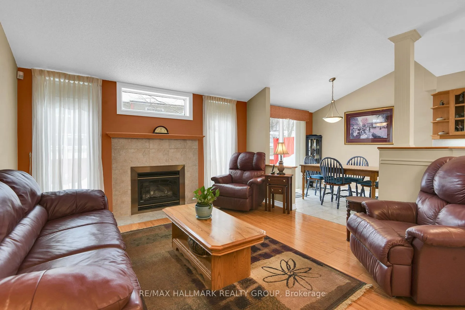 Photo 6 of 56 Roseanne Lane, Ottawa, Blackburn Hamlet (South) — HOMEH