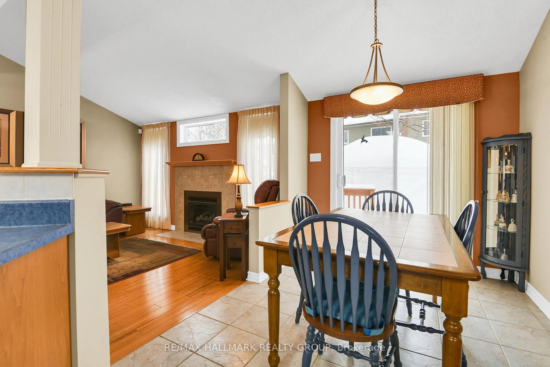 Photo 15 of 56 Roseanne Lane, Ottawa, Blackburn Hamlet (South) — HOMEH