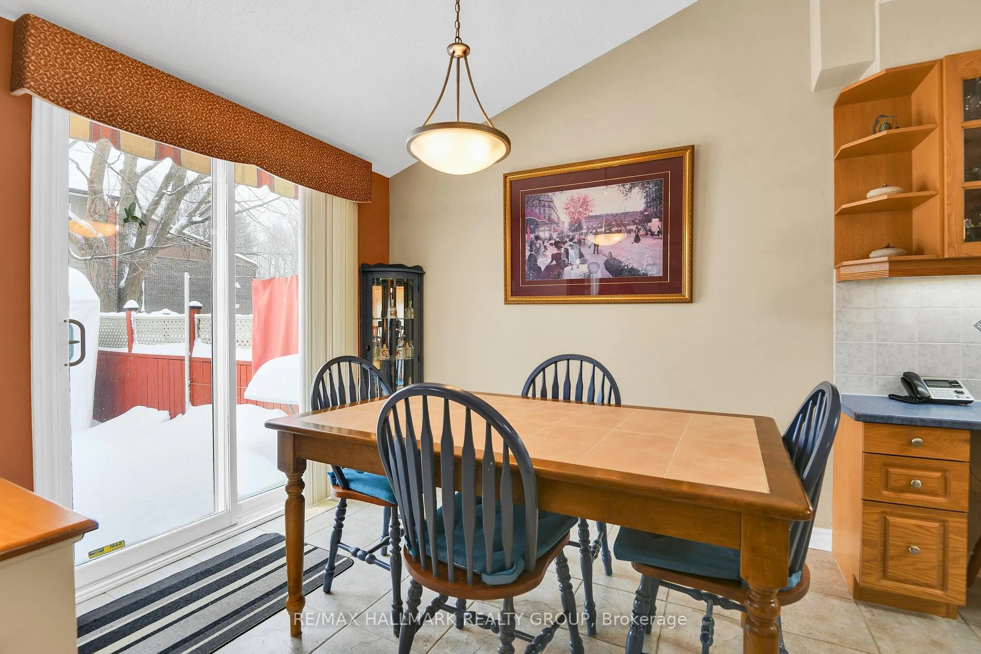 Photo 16 of 56 Roseanne Lane, Ottawa, Blackburn Hamlet (South) — HOMEH