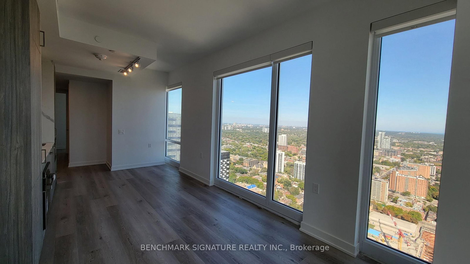 Photo 4 of Unit 4503, 88 Queen St E, Toronto, Church-Yonge Corridor — HOMEH