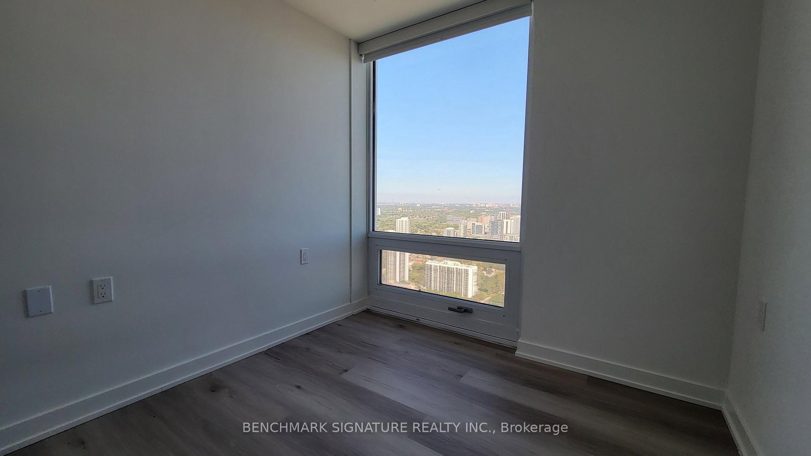 Photo 10 of Unit 4503, 88 Queen St E, Toronto, Church-Yonge Corridor — HOMEH