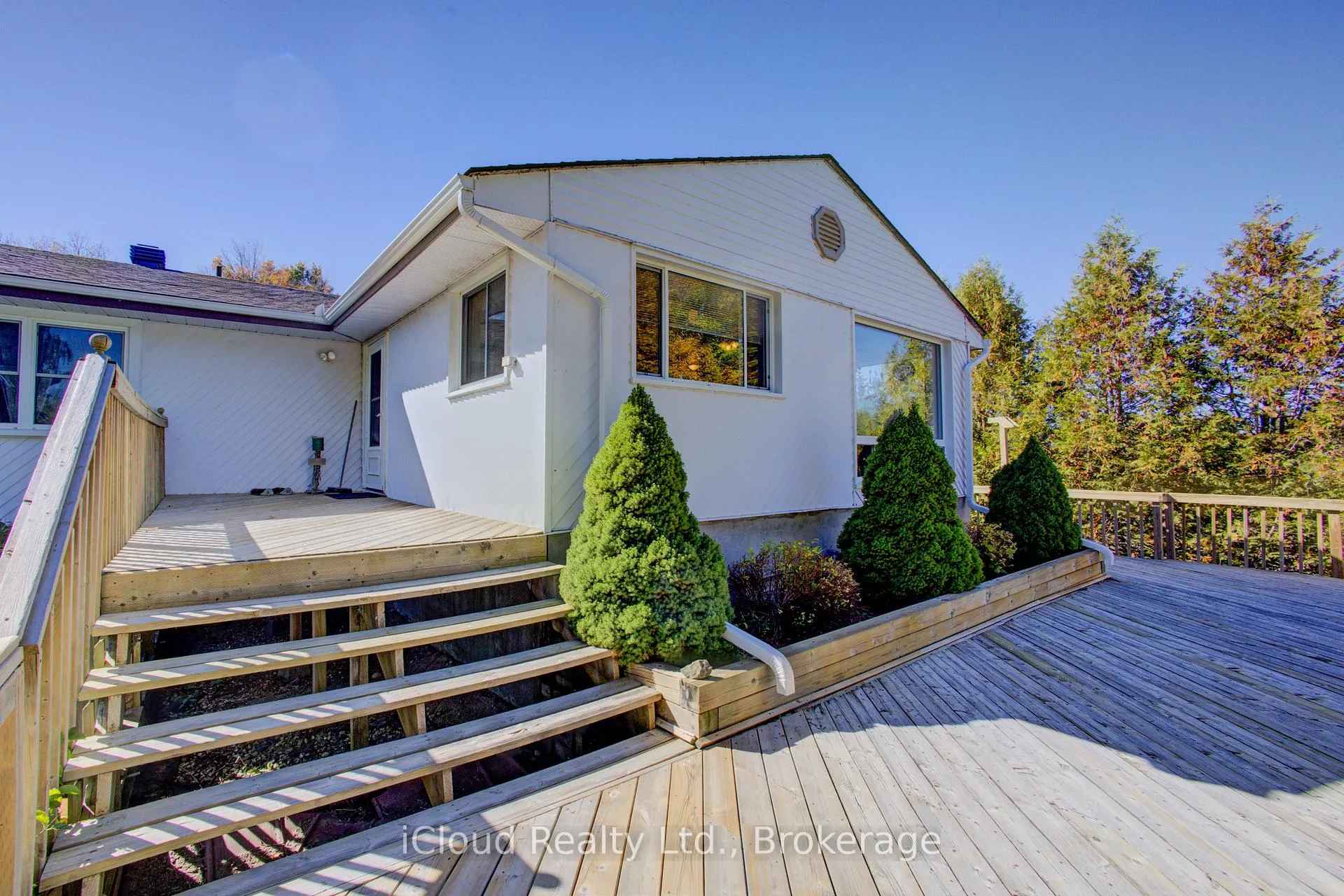 Photo 84 of 29 Grand View Road, Amaranth, Rural Amaranth — HOMEH