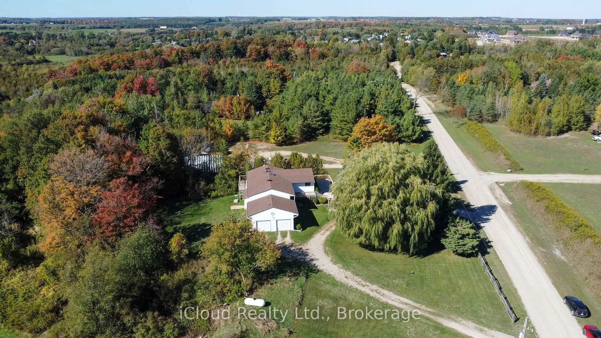 Photo 448 of 29 Grand View Road, Amaranth, Rural Amaranth — HOMEH