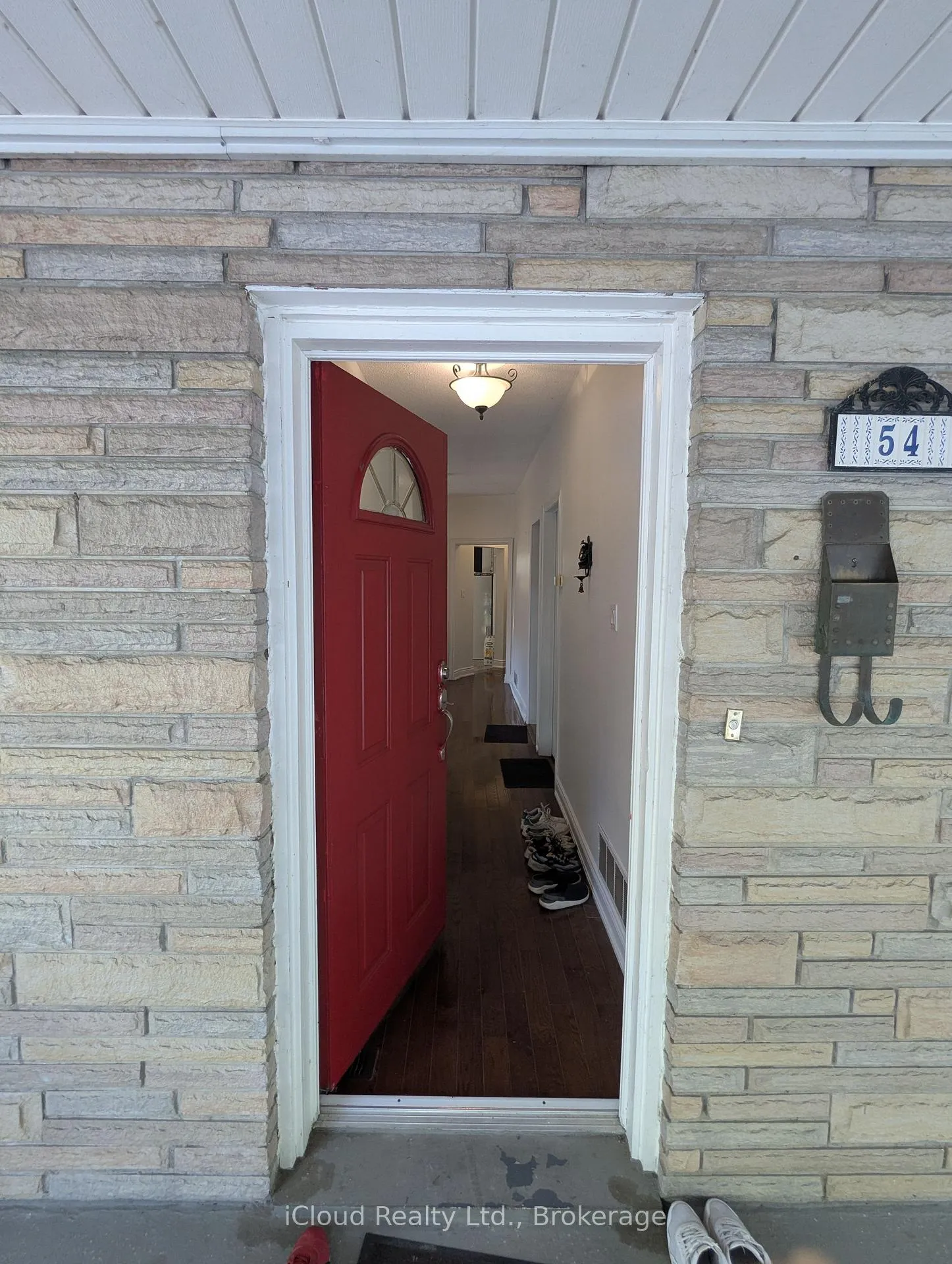 Front of 54 Twenty Third Street