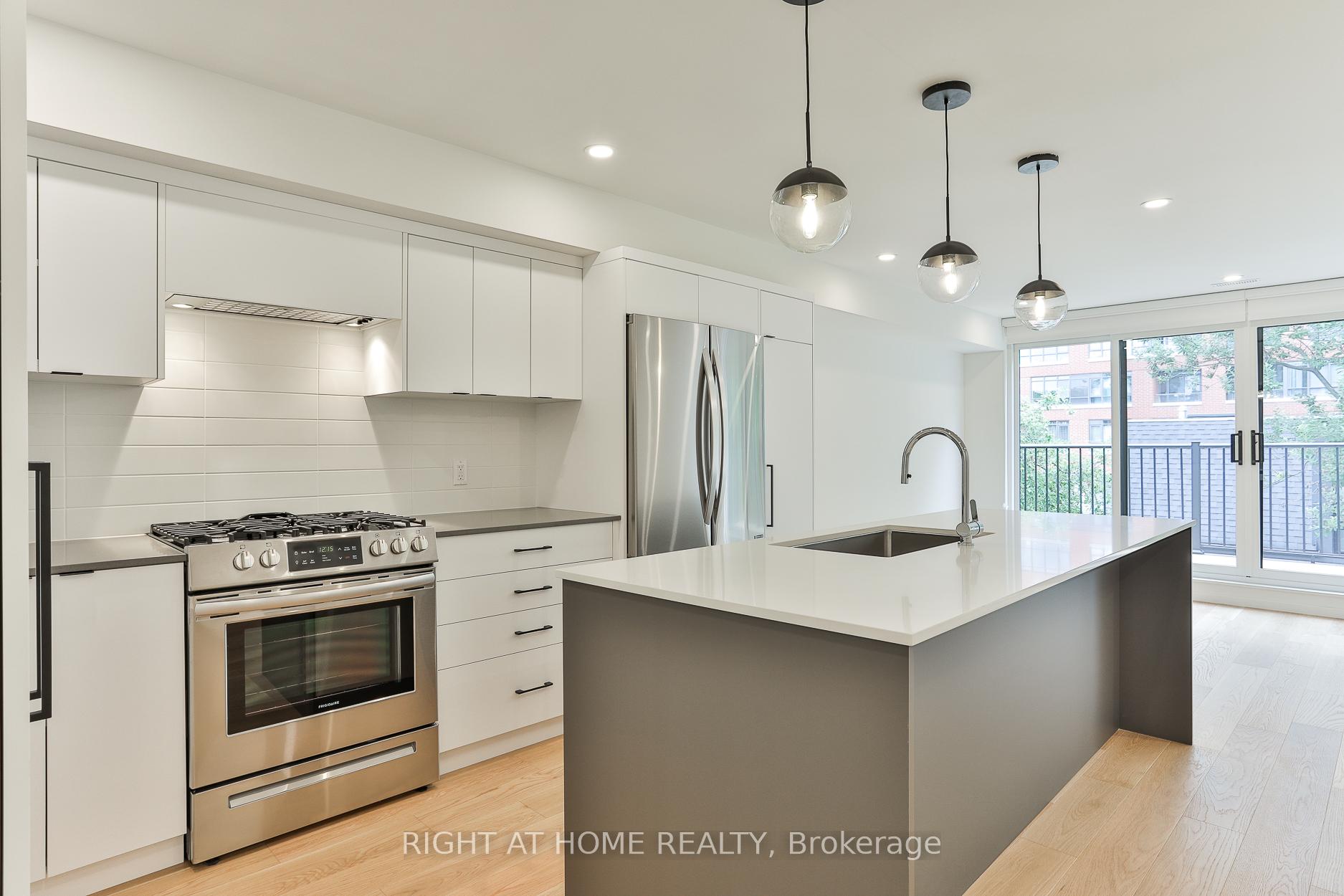 Photo 3 of Unit 1-Upper, 74 Dovercourt Road, Toronto, Little Portugal — HOMEH