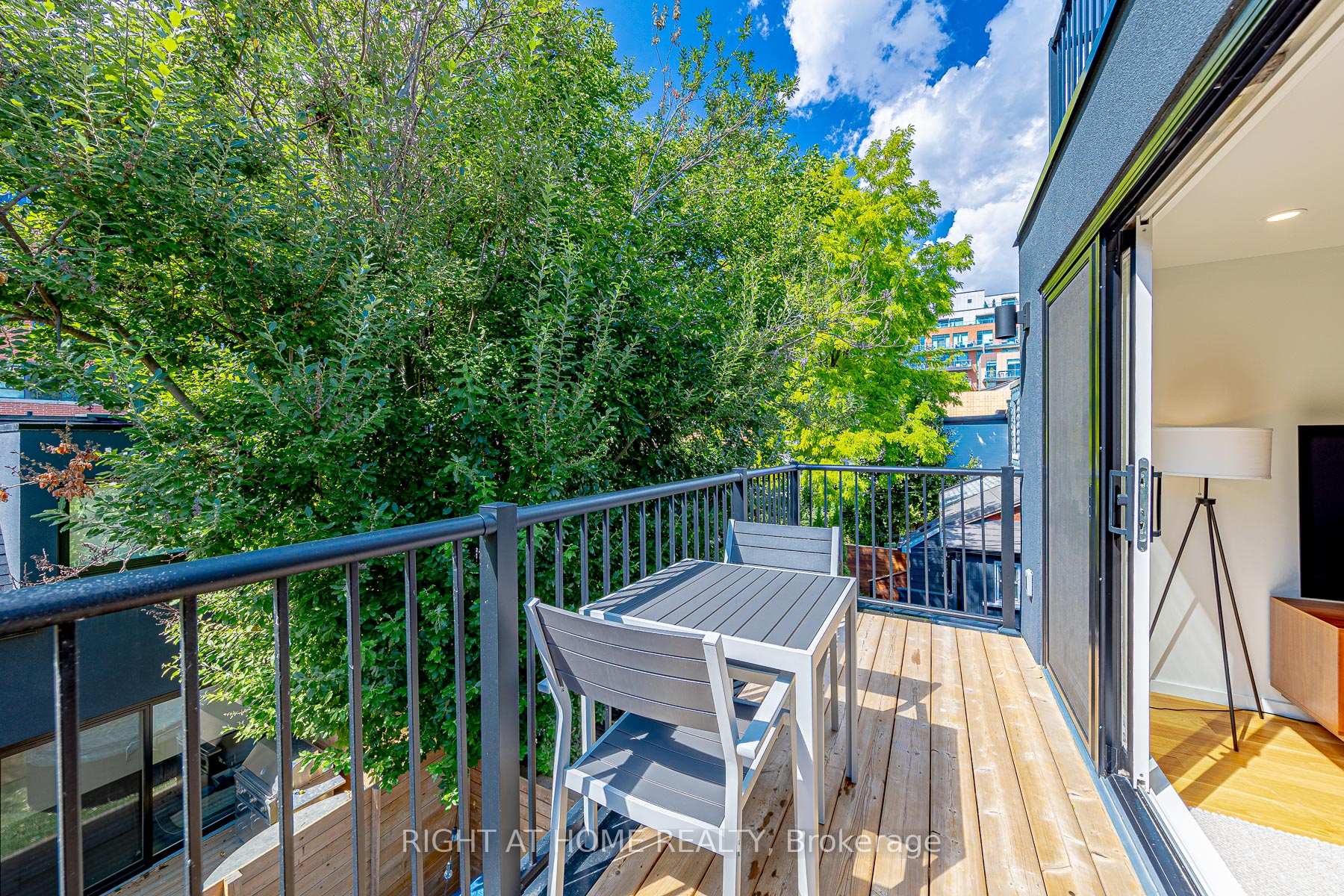 Photo 5 of Unit 1-Upper, 74 Dovercourt Road, Toronto, Little Portugal — HOMEH