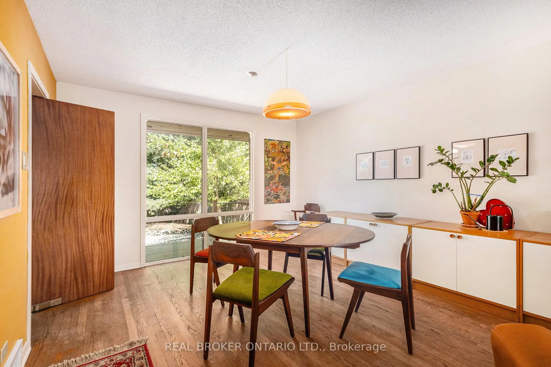Photo 7 of 805 Nicholson Avenue, Ottawa, Mooneys Bay/Riverside Park — HOMEH