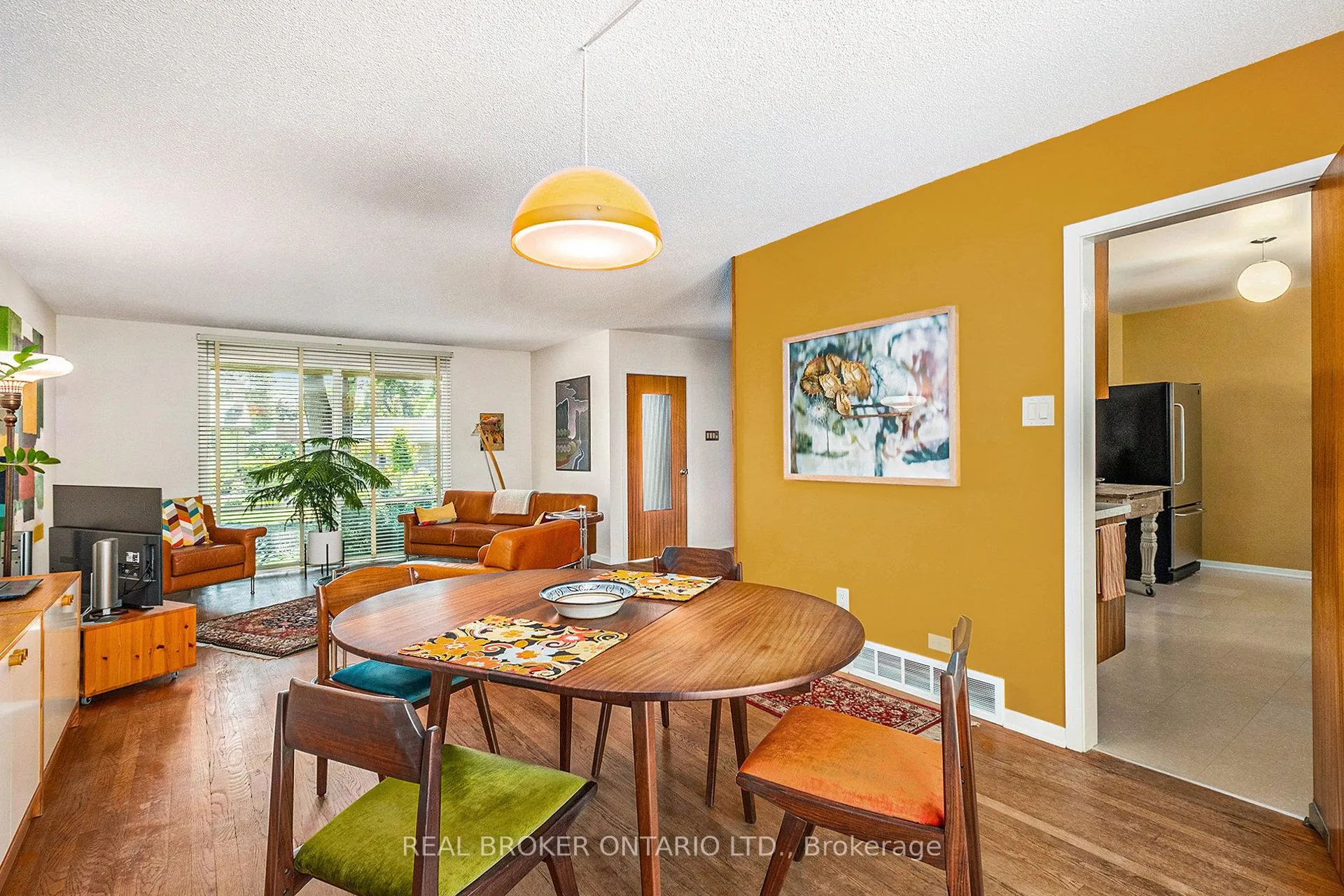 Photo 9 of 805 Nicholson Avenue, Ottawa, Mooneys Bay/Riverside Park — HOMEH