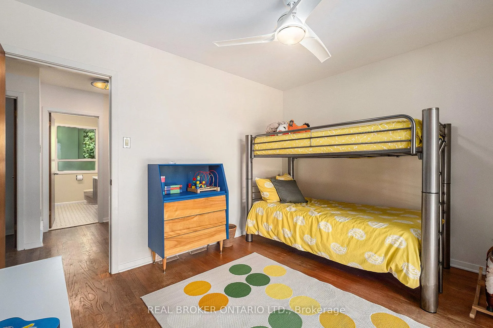 Photo 17 of 805 Nicholson Avenue, Ottawa, Mooneys Bay/Riverside Park — HOMEH
