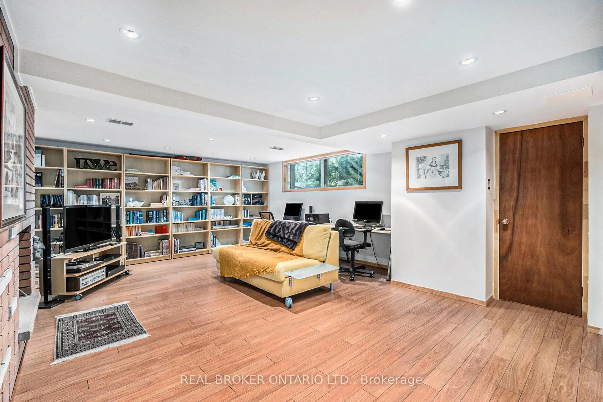 Photo 24 of 805 Nicholson Avenue, Ottawa, Mooneys Bay/Riverside Park — HOMEH