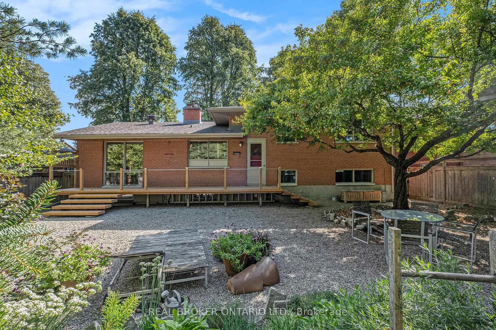 Photo 29 of 805 Nicholson Avenue, Ottawa, Mooneys Bay/Riverside Park — HOMEH