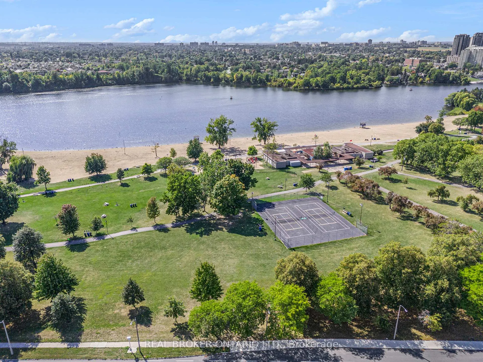 Photo 35 of 805 Nicholson Avenue, Ottawa, Mooneys Bay/Riverside Park — HOMEH