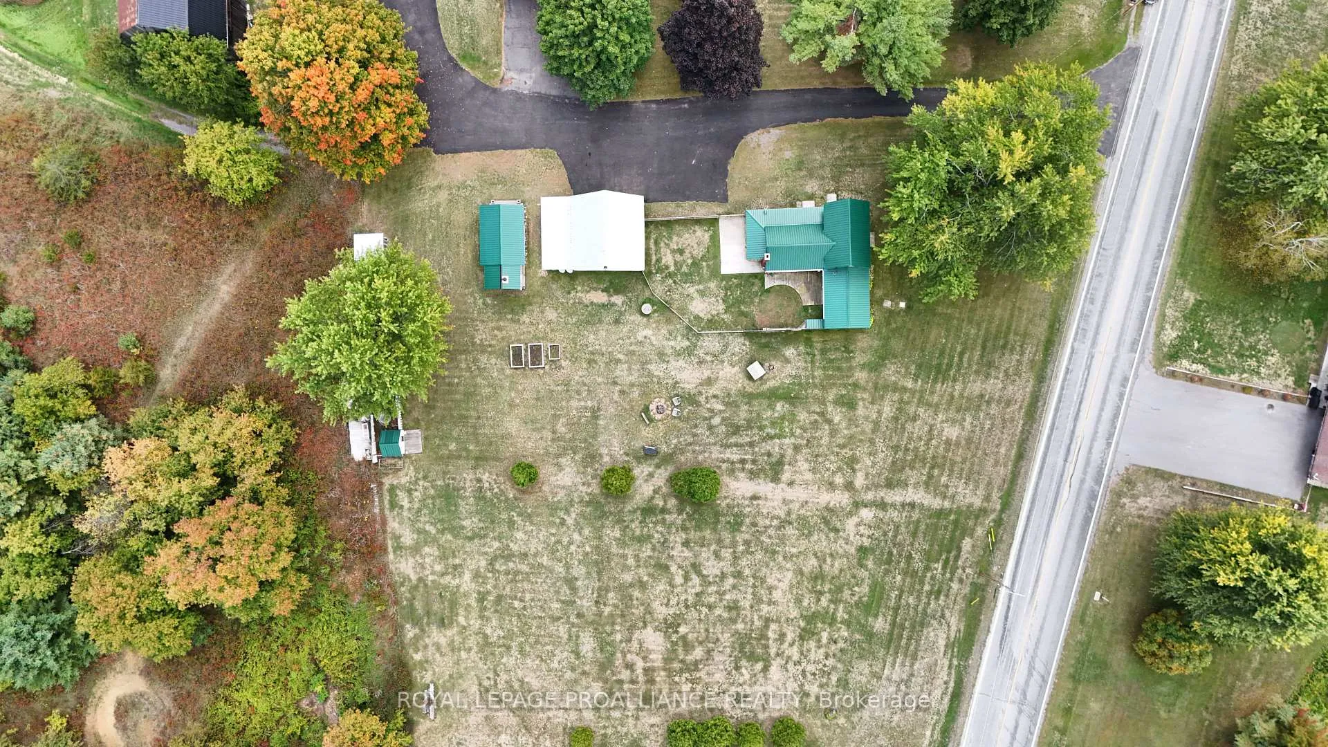Photo 4 of 310 Old Madoc Road, Belleville, Thurlow Ward — HOMEH