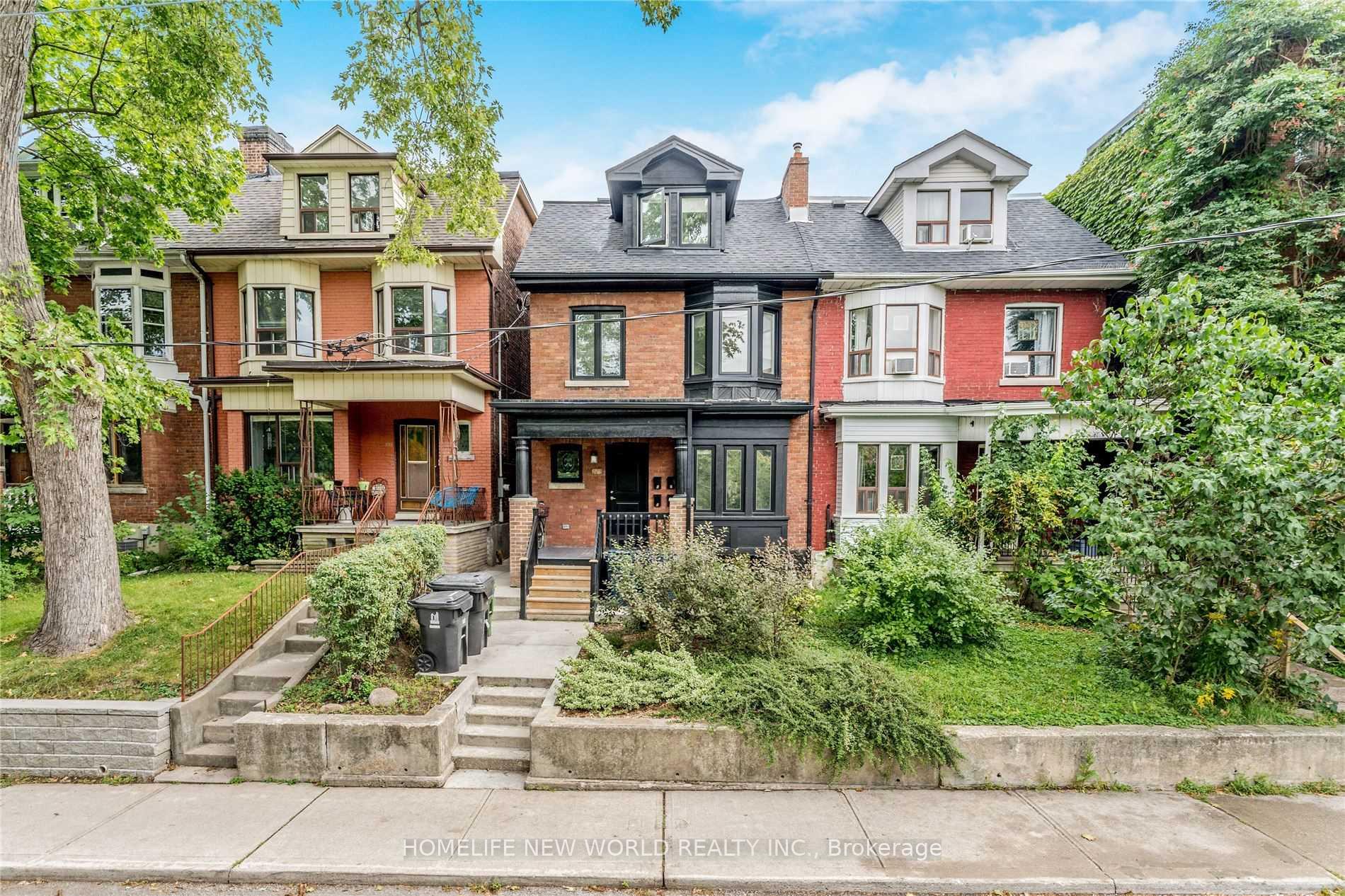 Photo 1 of Unit 2, 331 Grace Street, Toronto, Palmerston-Little Italy — HOMEH