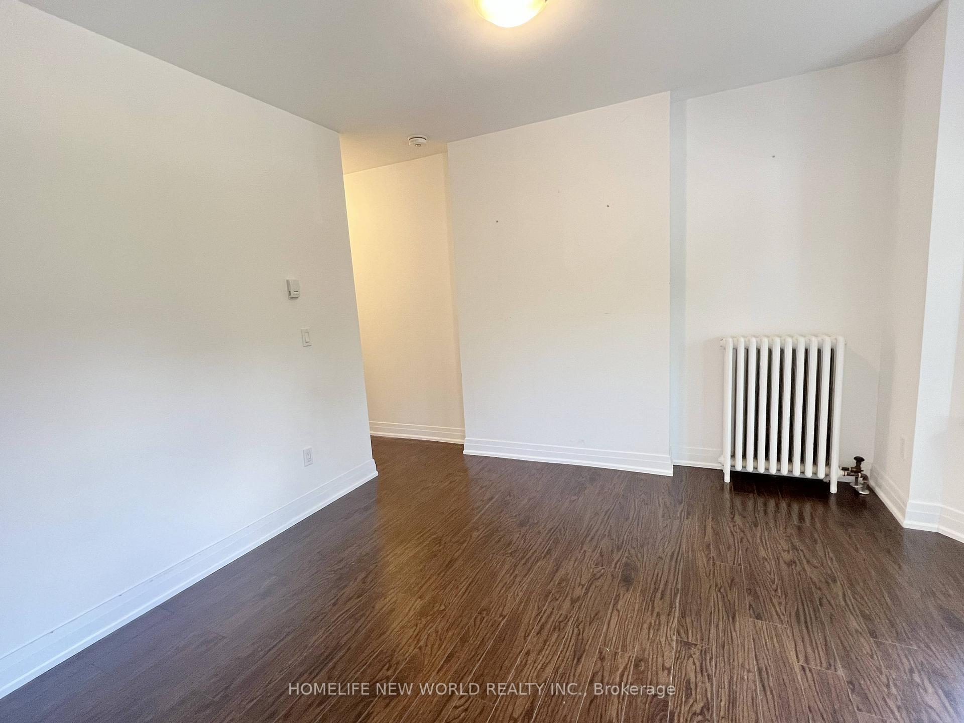 Photo 11 of Unit 2, 331 Grace Street, Toronto, Palmerston-Little Italy — HOMEH
