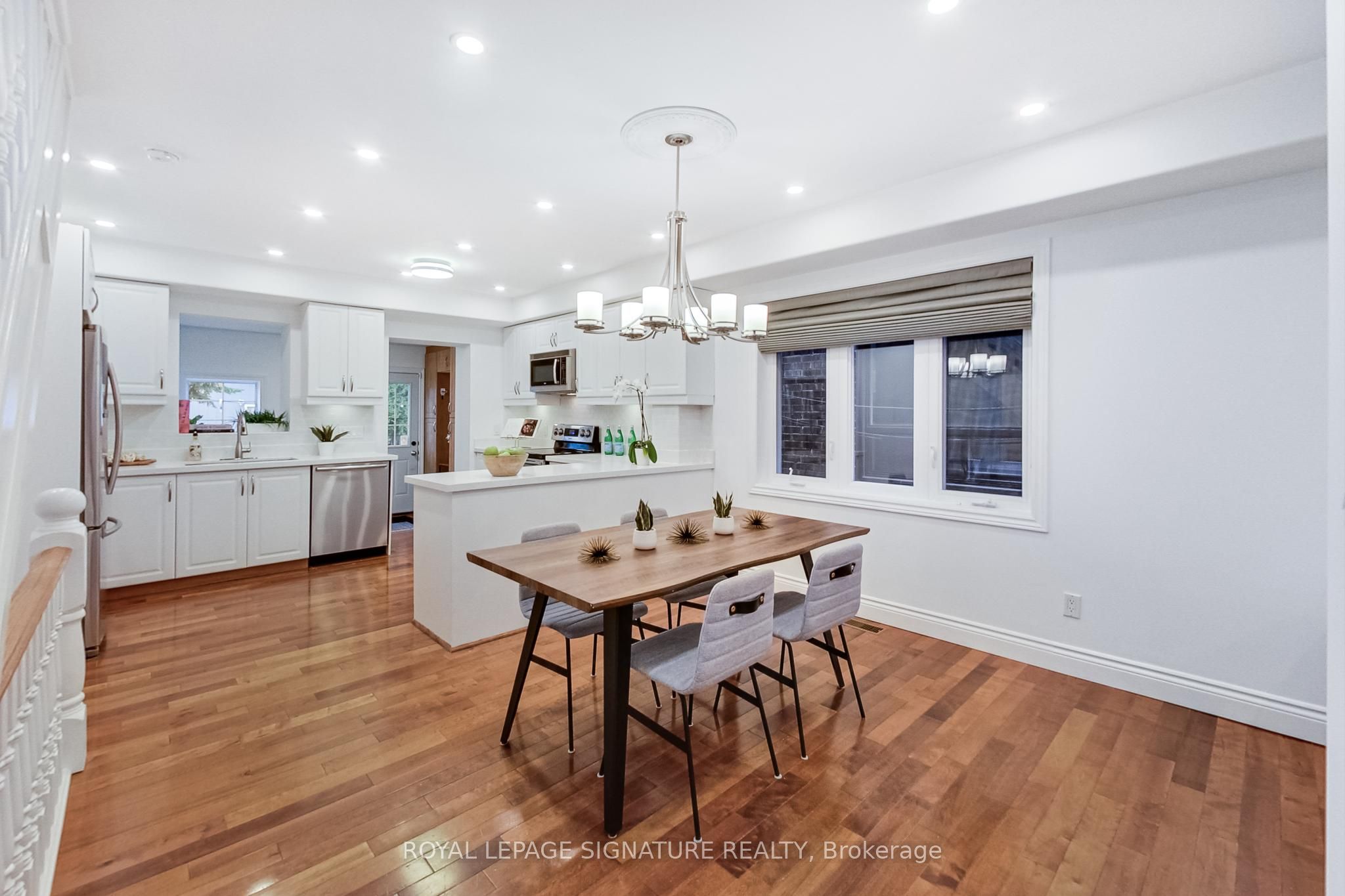 Photo 48 of 22 Thyra Avenue, Toronto, Crescent Town — HOMEH