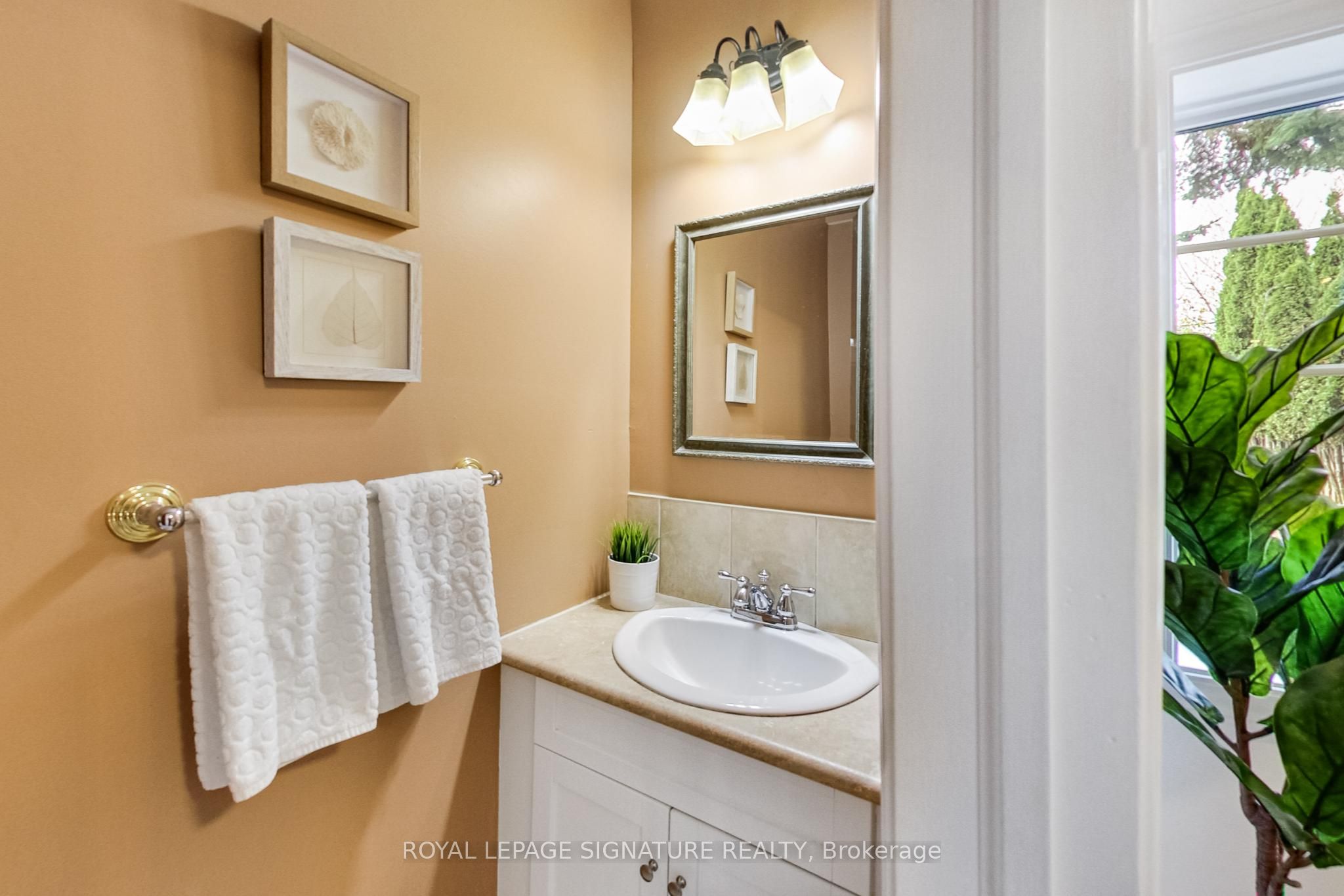 Photo 59 of 22 Thyra Avenue, Toronto, Crescent Town — HOMEH