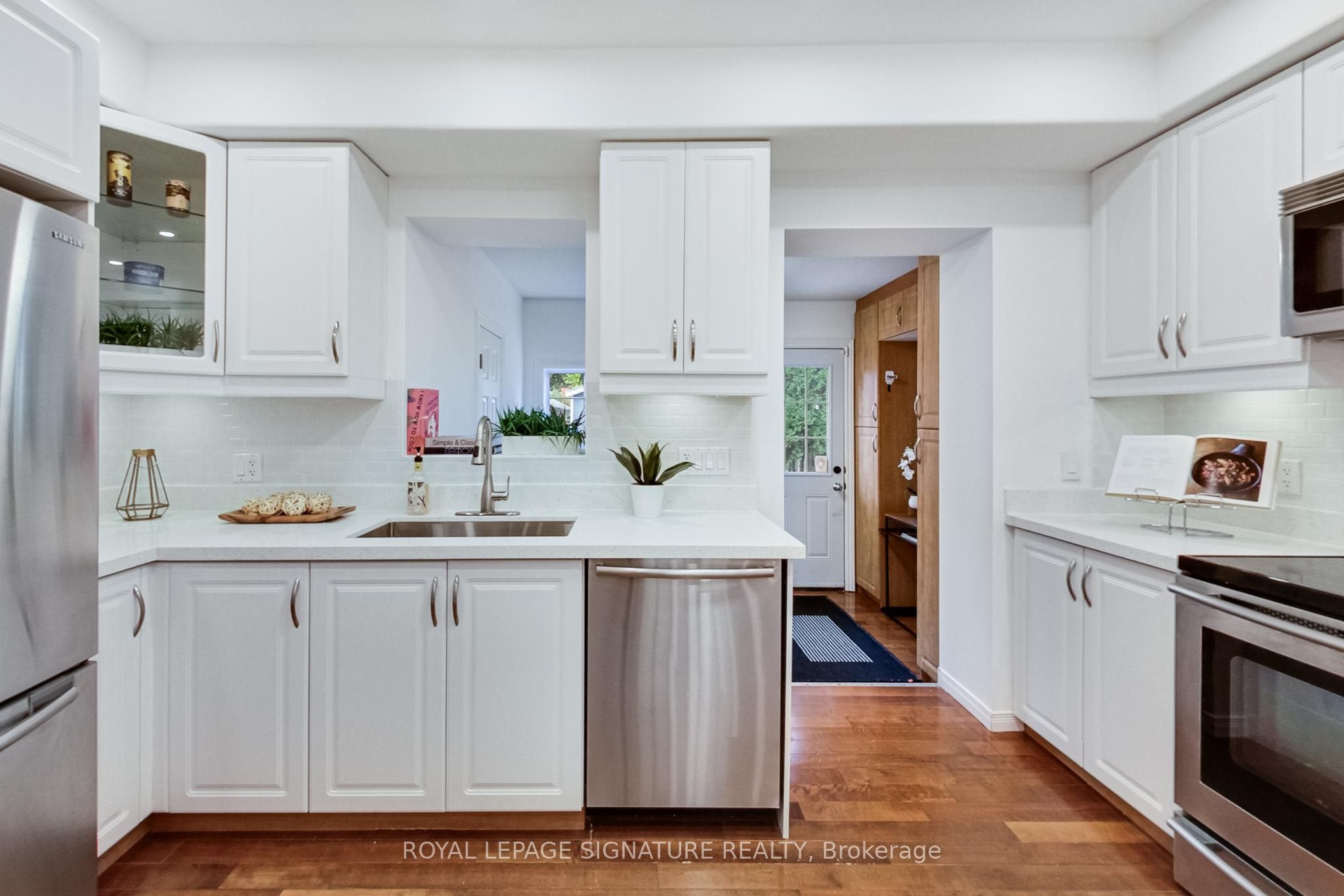 Photo 53 of 22 Thyra Avenue, Toronto, Crescent Town — HOMEH