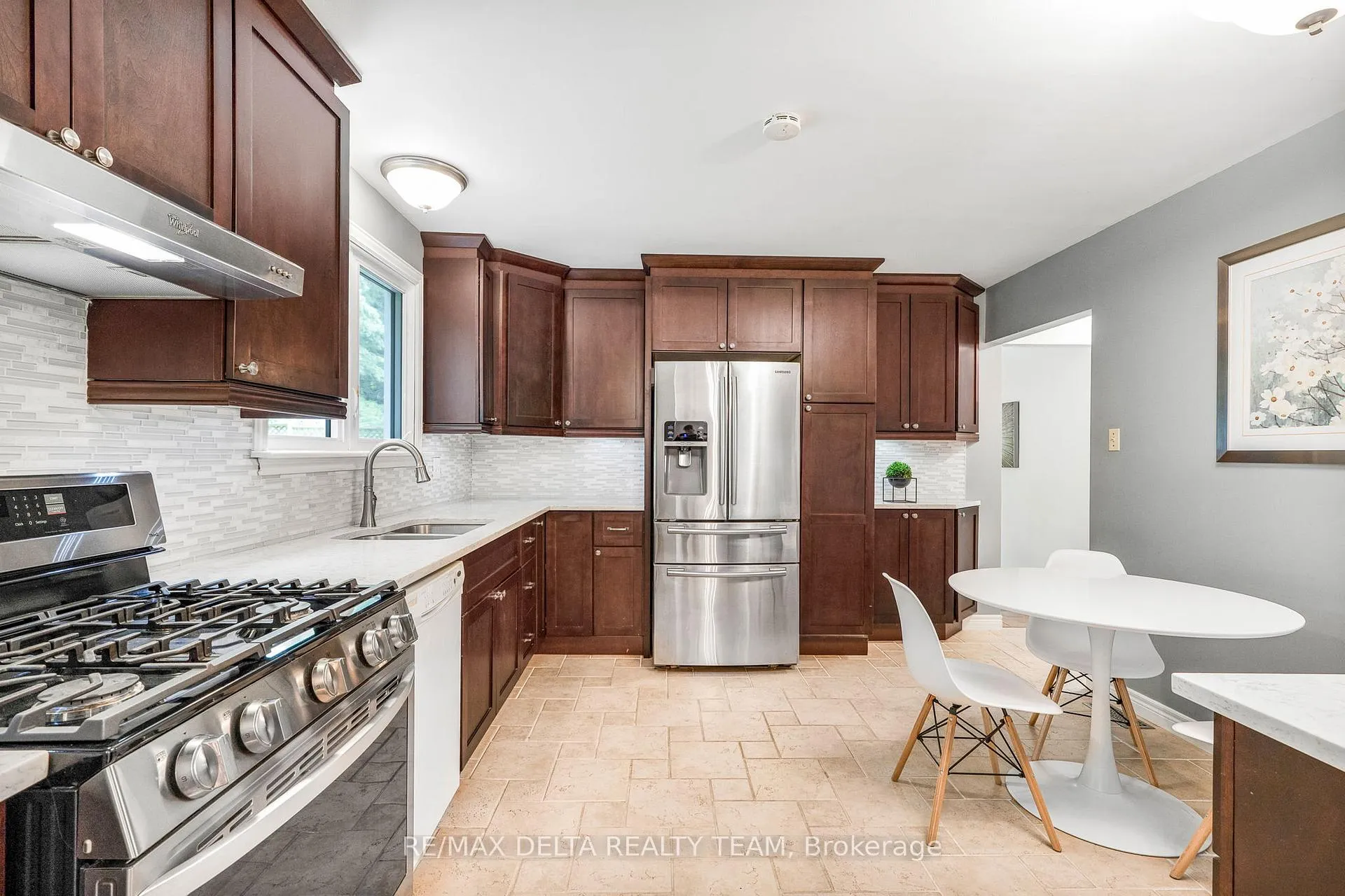 Photo 8 of 27 Burndale Road, Ottawa, Blackburn Hamlet — HOMEH