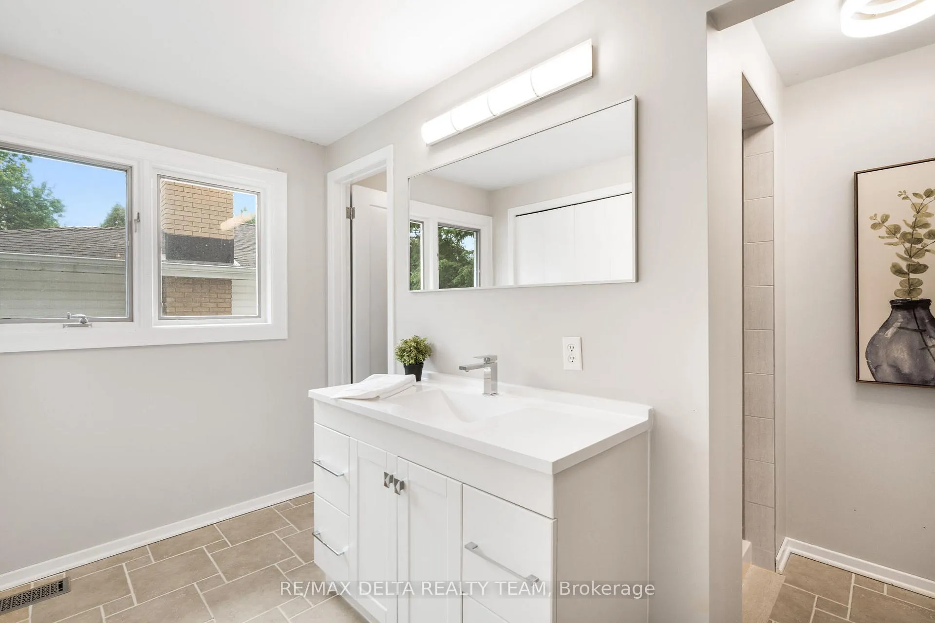 Photo 27 of 27 Burndale Road, Ottawa, Blackburn Hamlet — HOMEH