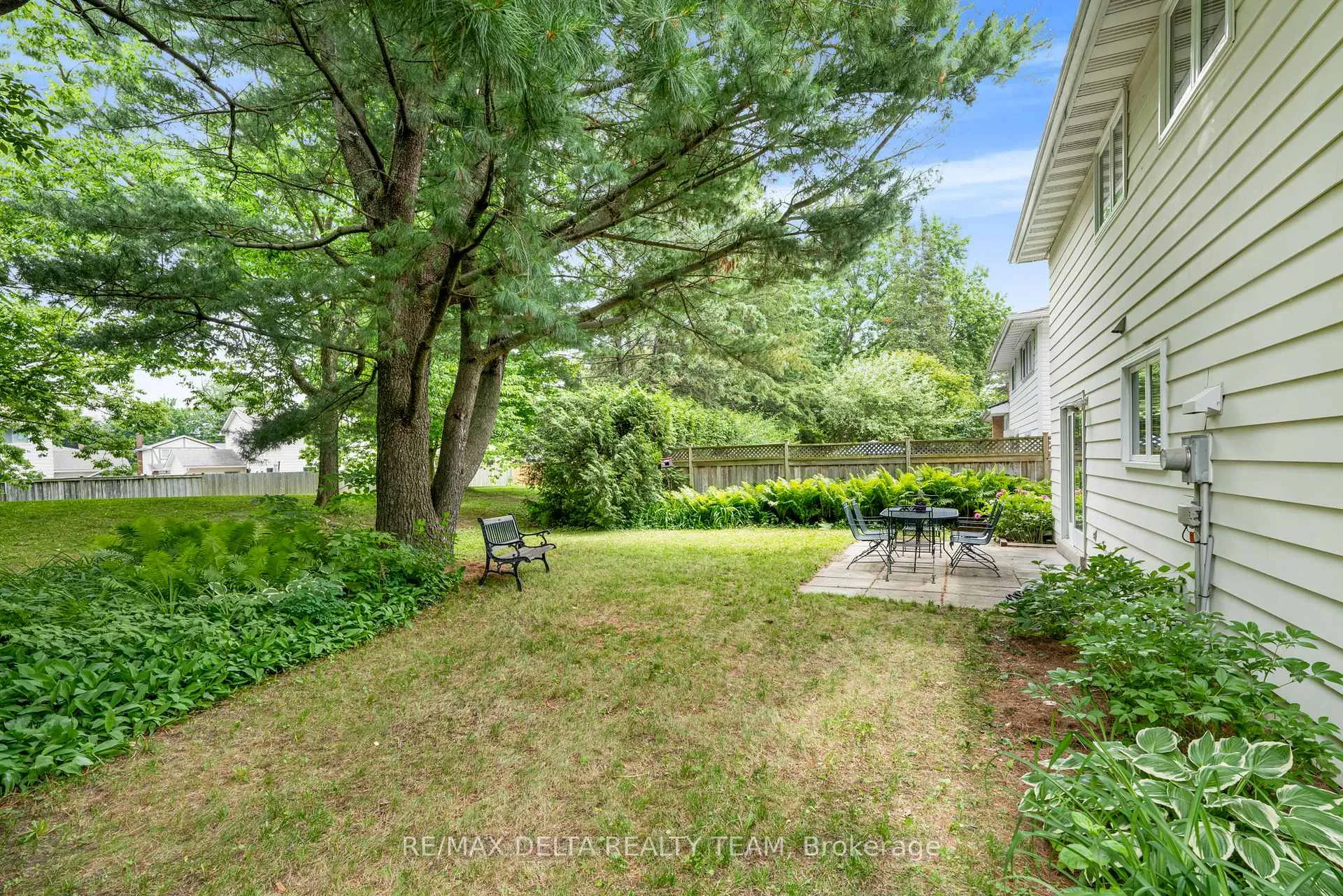 Photo 40 of 27 Burndale Road, Ottawa, Blackburn Hamlet — HOMEH