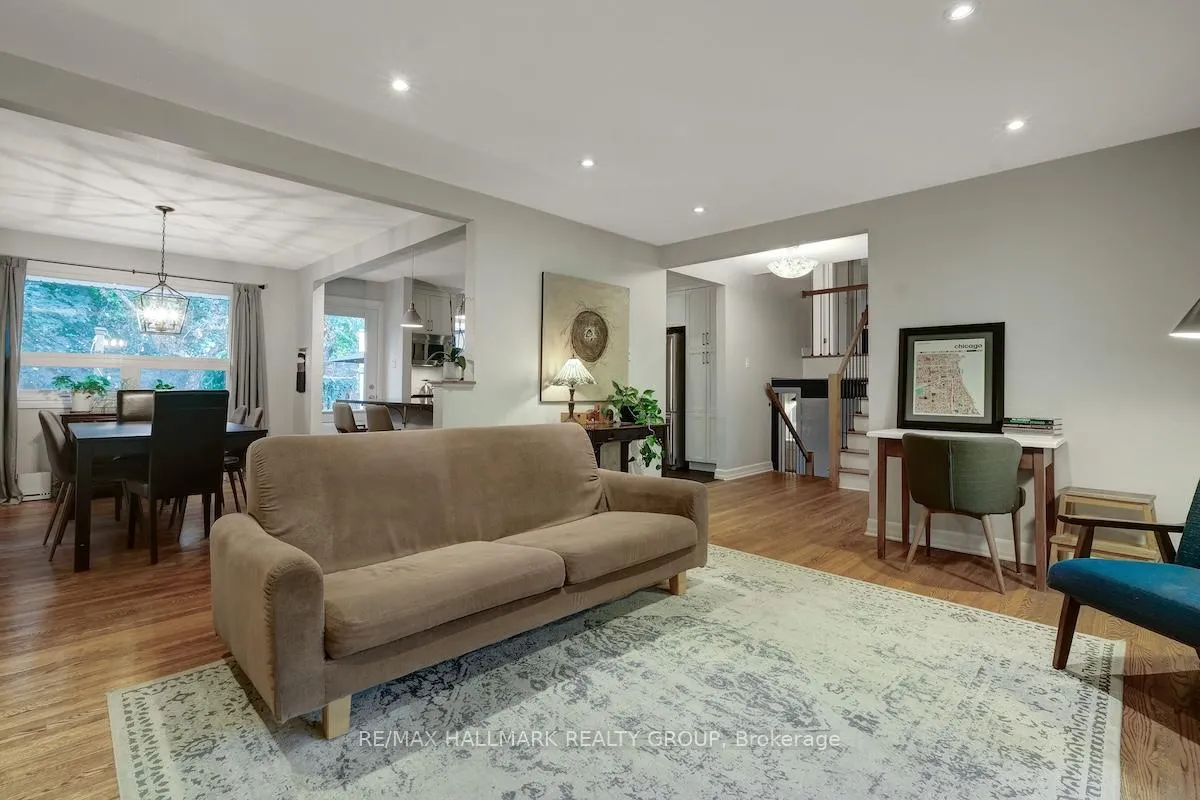 Photo 7 of 599 Duff Crescent, Ottawa, Beacon Hill North — HOMEH
