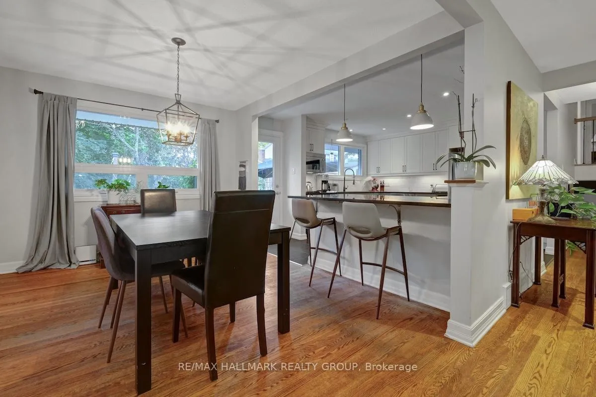 Photo 10 of 599 Duff Crescent, Ottawa, Beacon Hill North — HOMEH