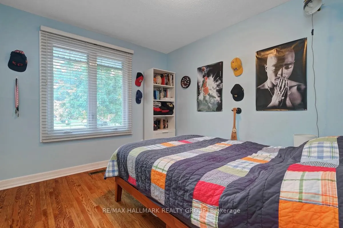 Photo 20 of 599 Duff Crescent, Ottawa, Beacon Hill North — HOMEH