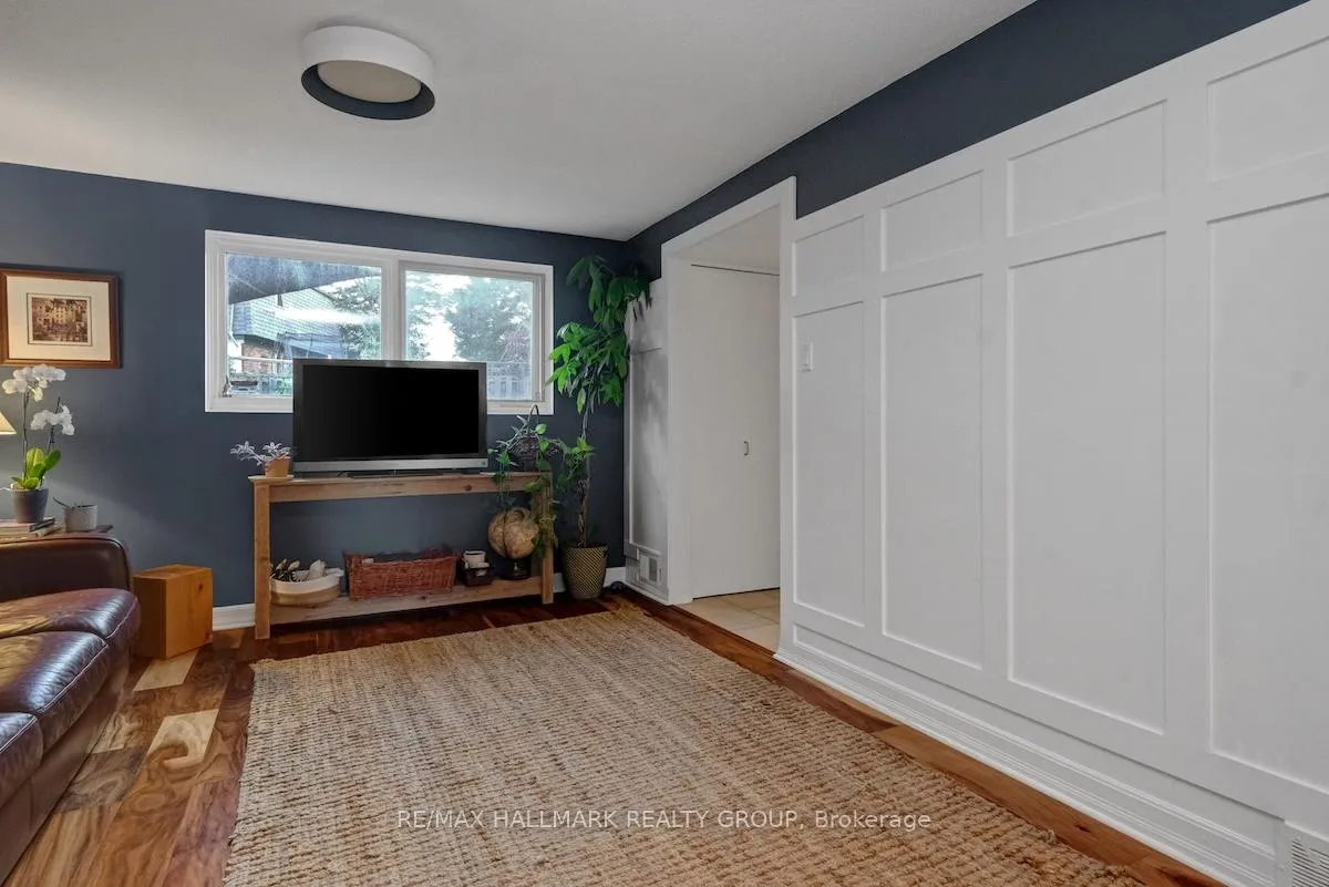 Photo 22 of 599 Duff Crescent, Ottawa, Beacon Hill North — HOMEH