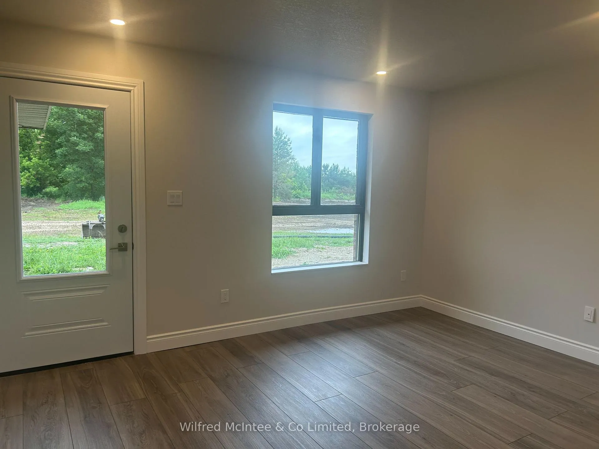 Photo 7 of Unit 11, 380 1st Avenue N, Arran-Elderslie — HOMEH