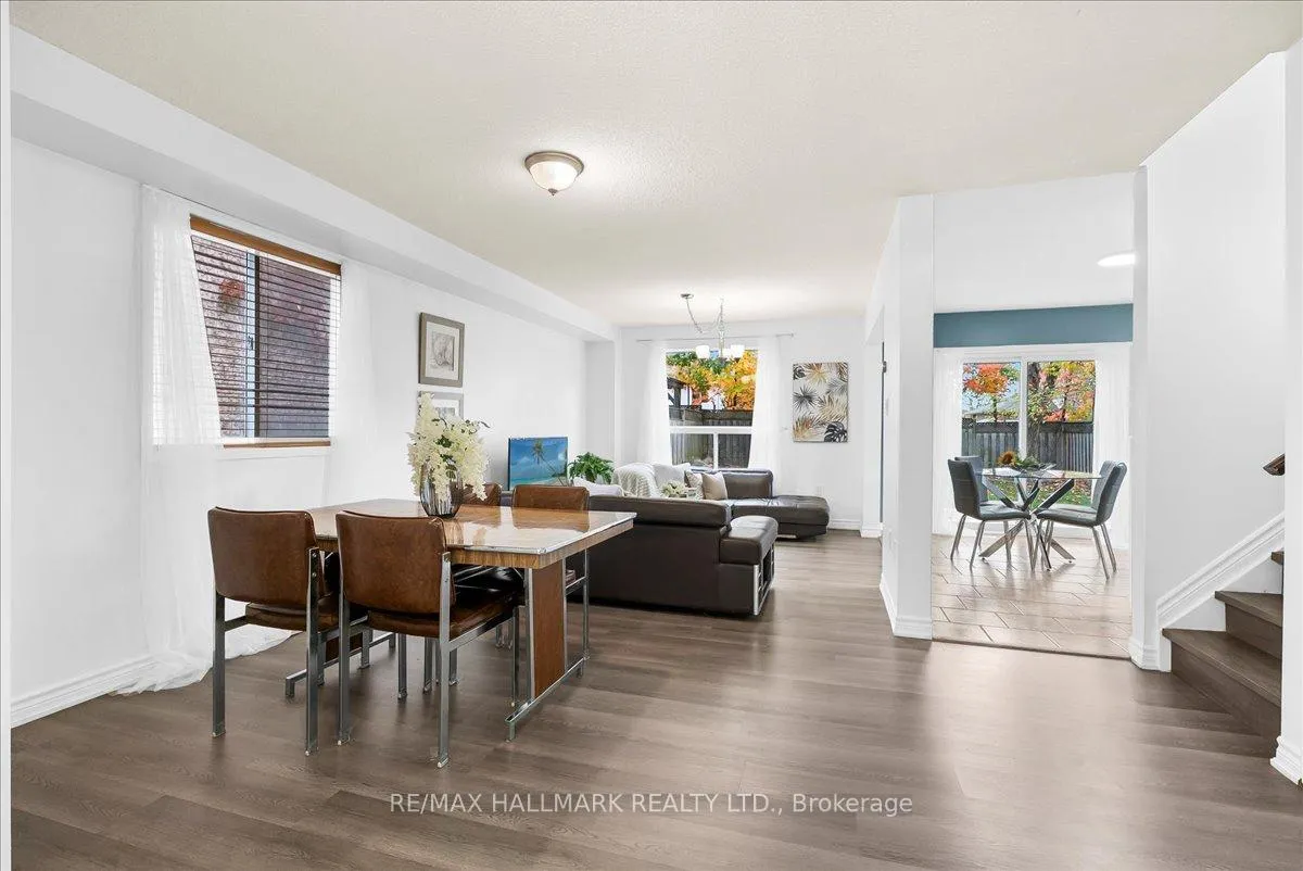 Photo 8 of 3 Masters Drive, Barrie, East Bayfield — HOMEH