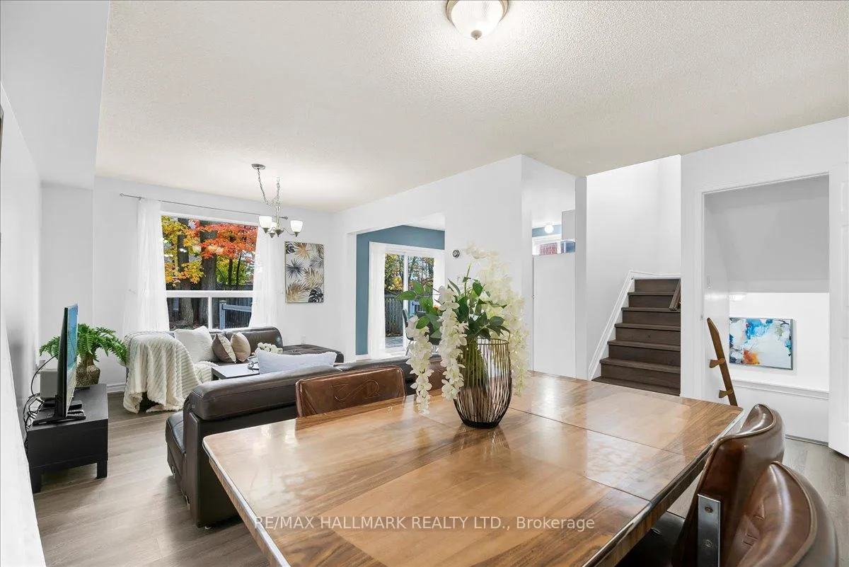 Photo 10 of 3 Masters Drive, Barrie, East Bayfield — HOMEH
