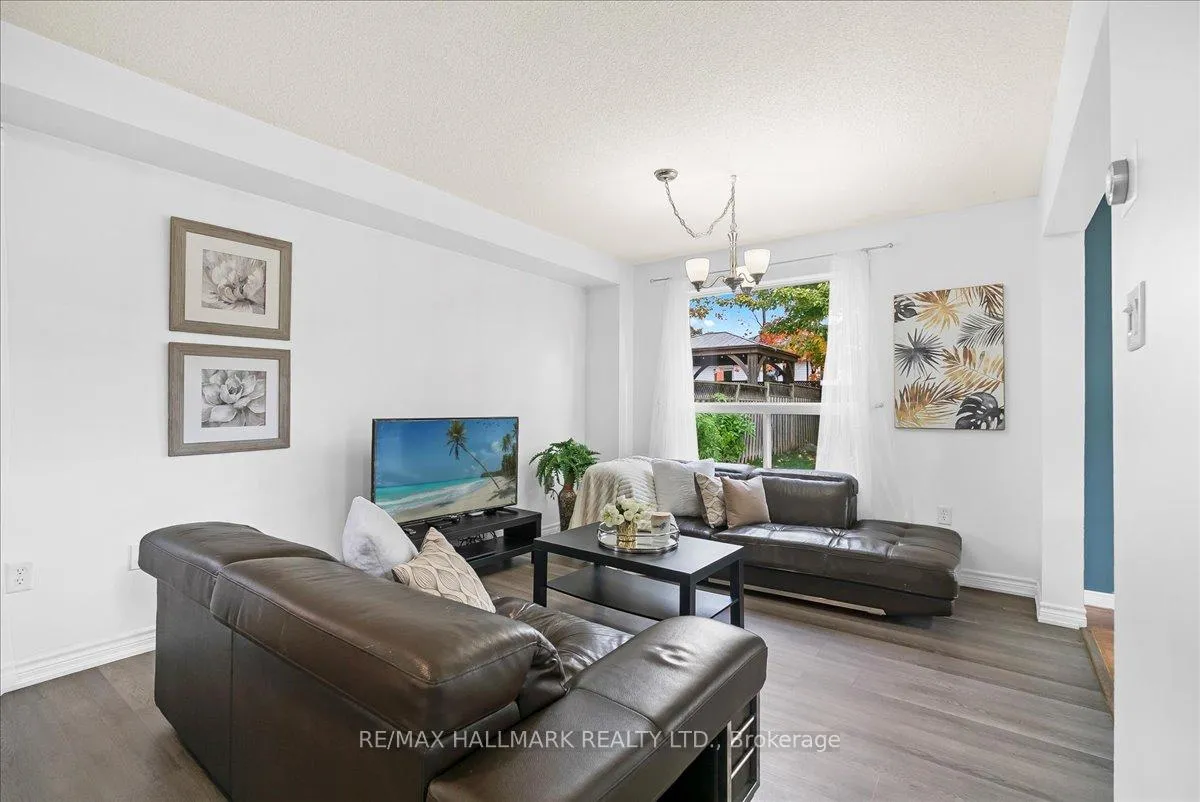 Photo 11 of 3 Masters Drive, Barrie, East Bayfield — HOMEH