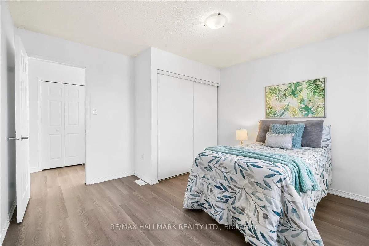 Photo 25 of 3 Masters Drive, Barrie, East Bayfield — HOMEH