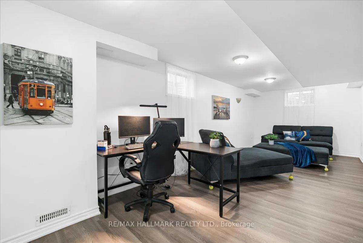 Photo 29 of 3 Masters Drive, Barrie, East Bayfield — HOMEH