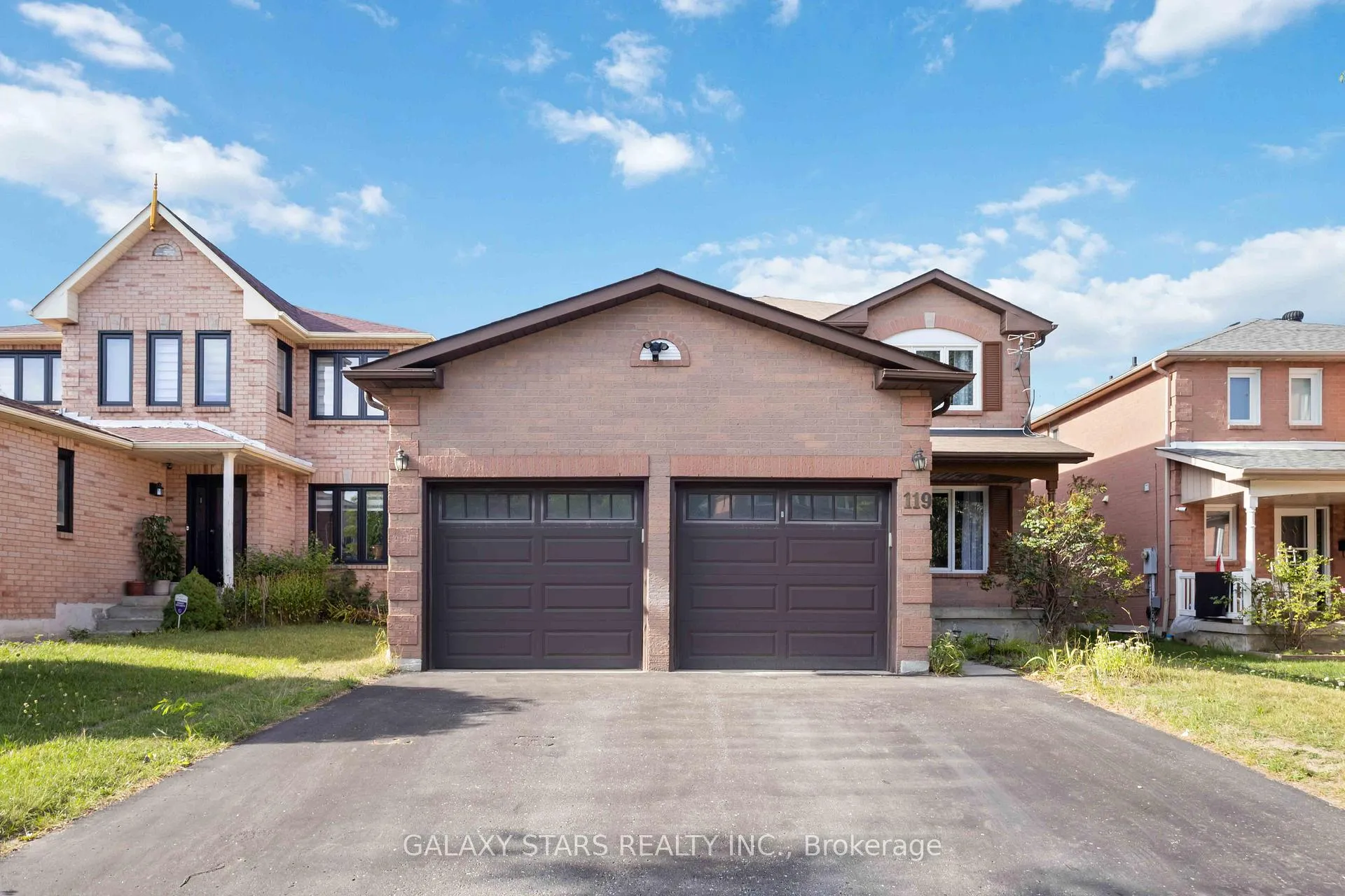 Photo 2 of 119 Sullivan Drive, Ajax, Central — HOMEH