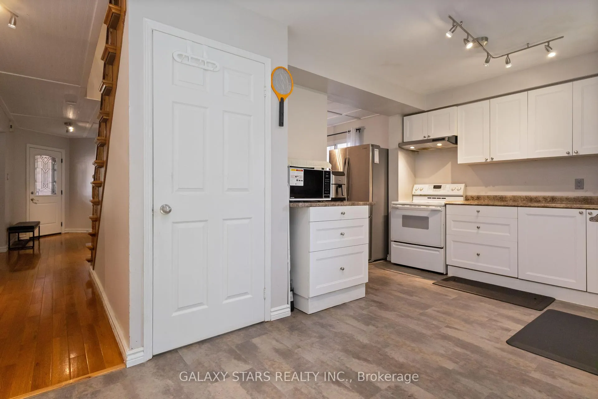 Photo 18 of 119 Sullivan Drive, Ajax, Central — HOMEH