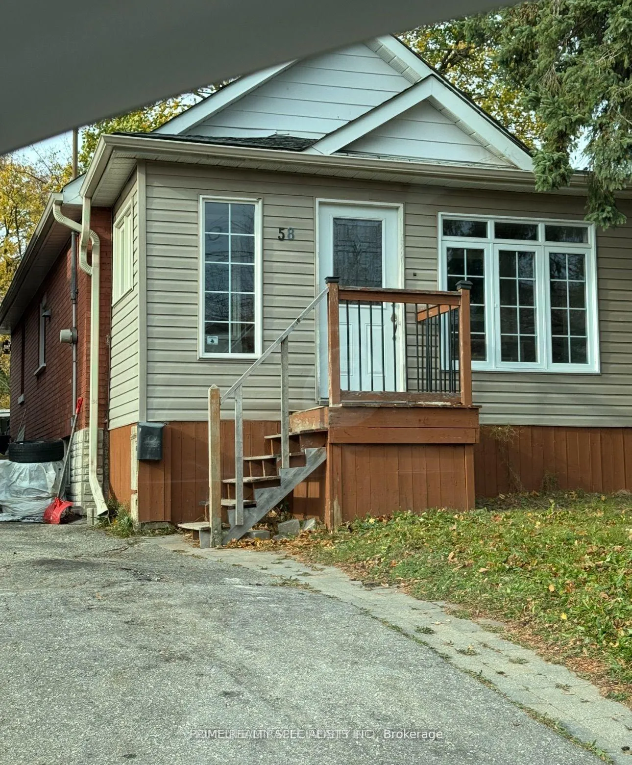 Front of 58 Roxaline Street