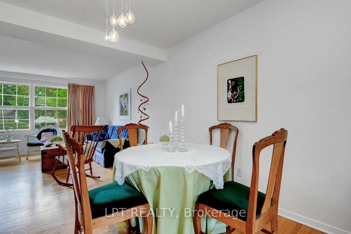 Photo 22 of 3008 McCarthy Road, Ottawa, Riverside Park South — HOMEH