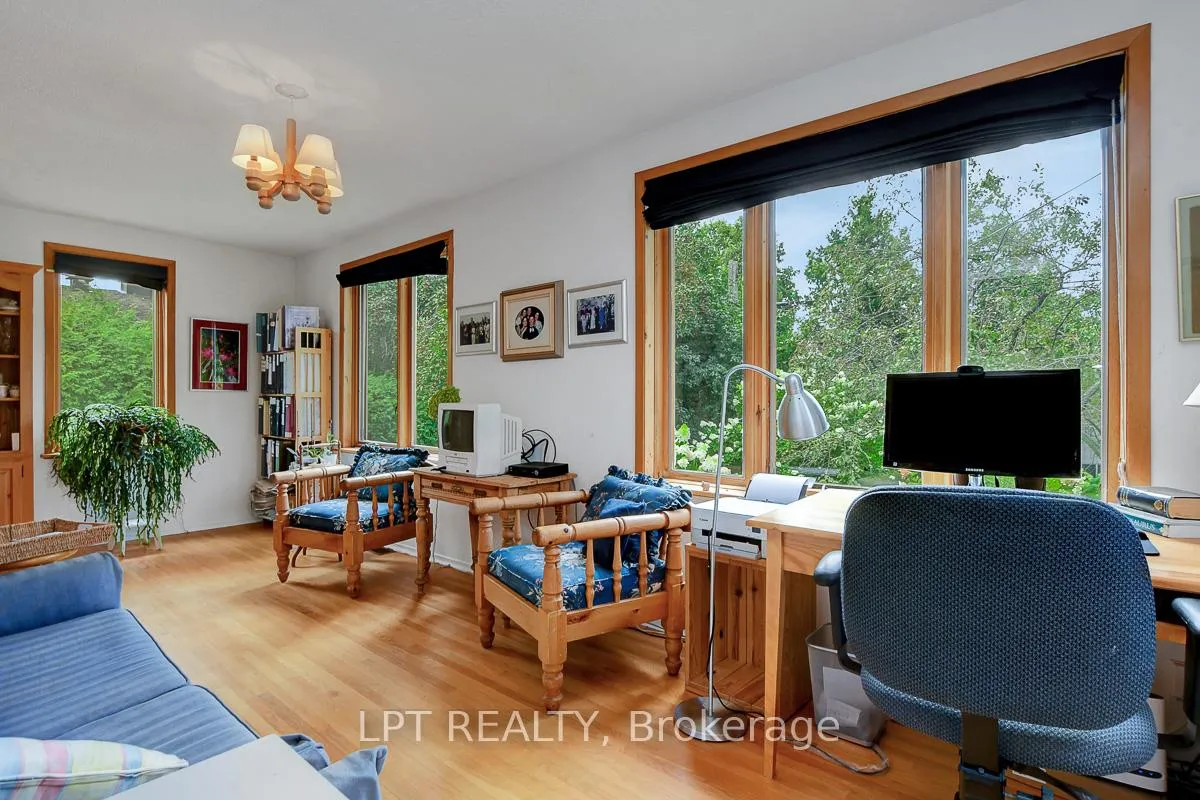Photo 23 of 3008 McCarthy Road, Ottawa, Riverside Park South — HOMEH