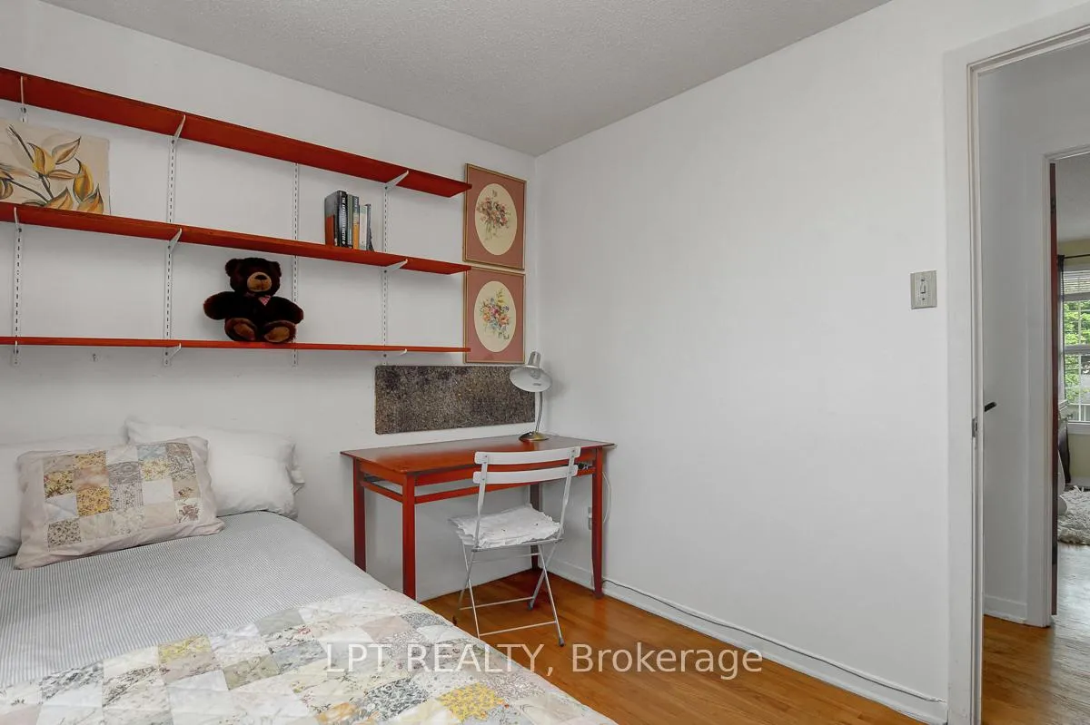 Photo 46 of 3008 McCarthy Road, Ottawa, Riverside Park South — HOMEH
