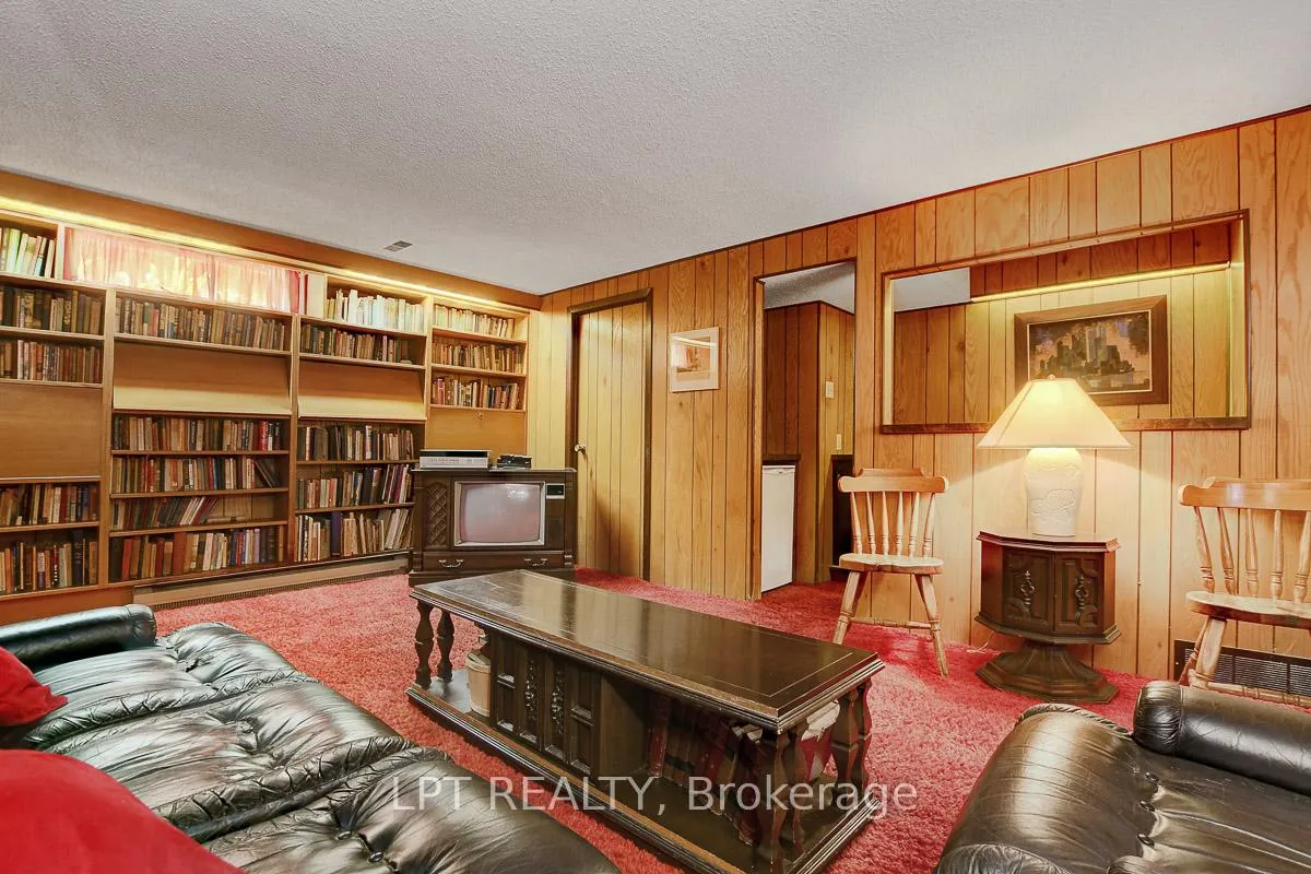 Photo 66 of 3008 McCarthy Road, Ottawa, Riverside Park South — HOMEH