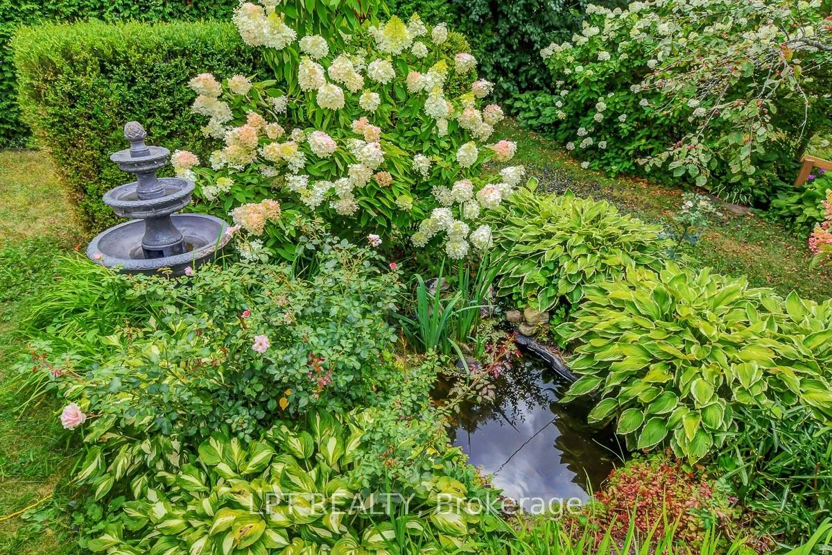 Photo 102 of 3008 McCarthy Road, Ottawa, Riverside Park South — HOMEH
