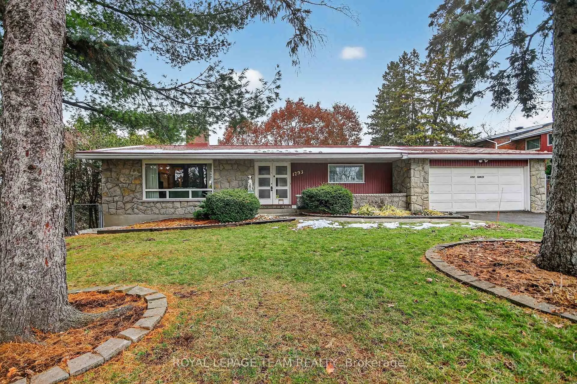Photo 1 of 1293 Dowler Avenue, Ottawa, Alta Vista — HOMEH